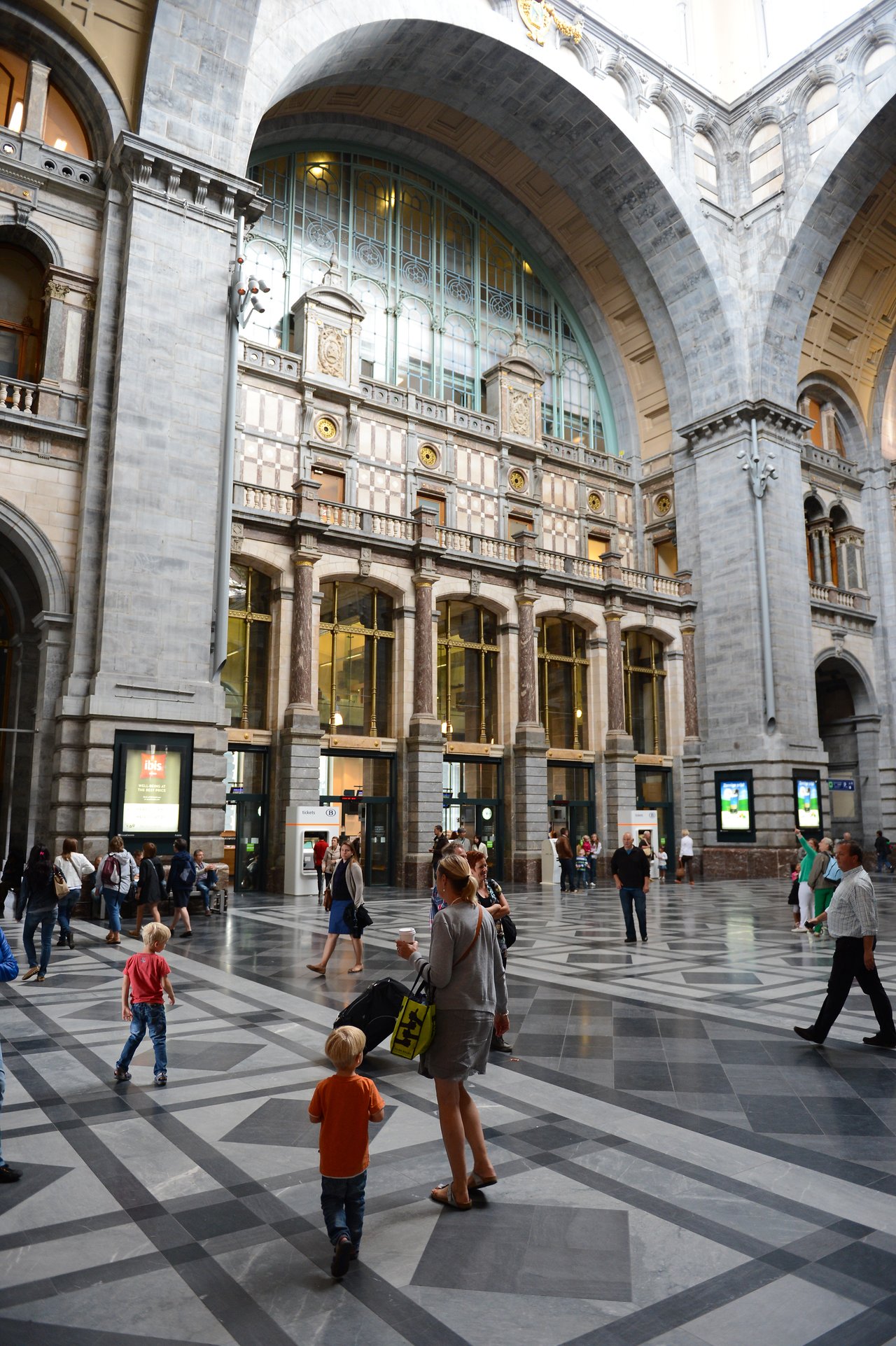 Antwerp central station
