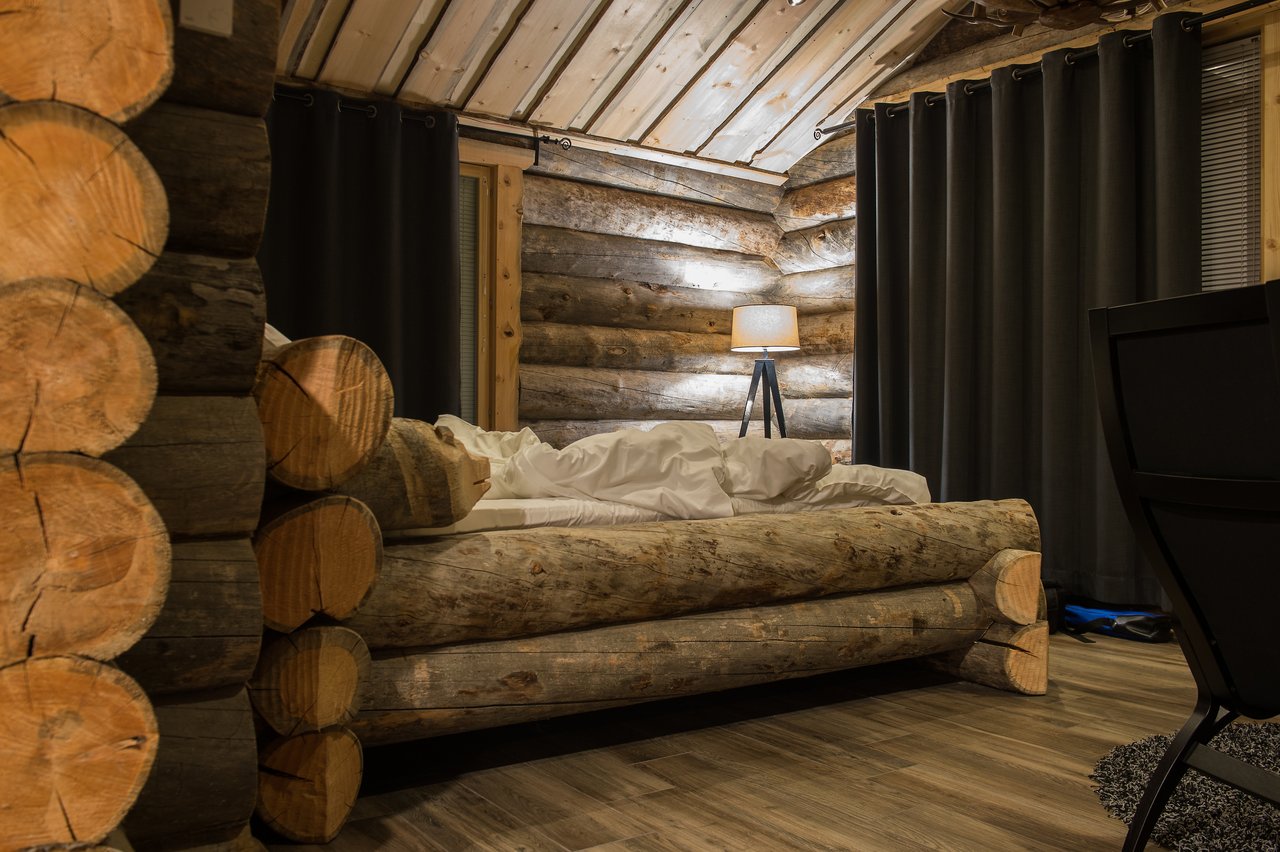 Beautiful log cabin bed