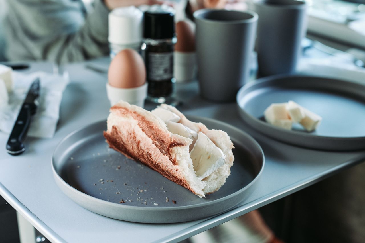 Close-up of a breakfast place inside the van