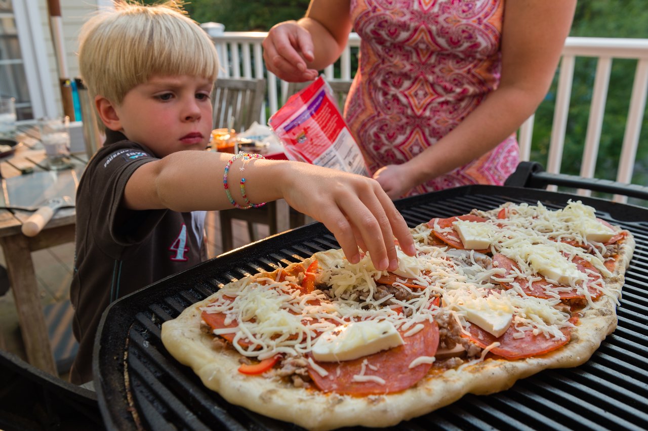 Pizza on the grill