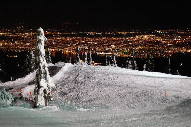 Night skiing Night skiing