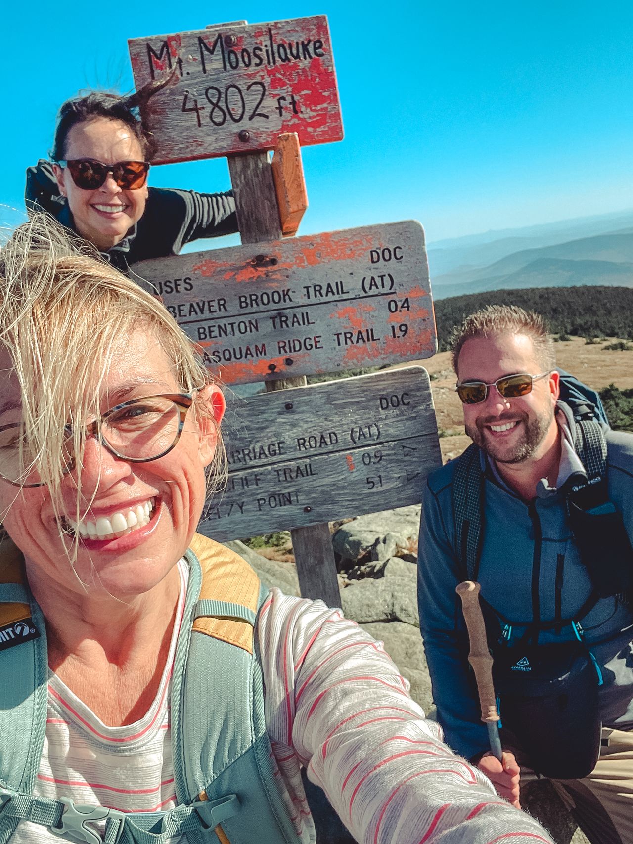 Selfie at the top of Mount Moosilauke showing Dries, Vanessa and Beth.