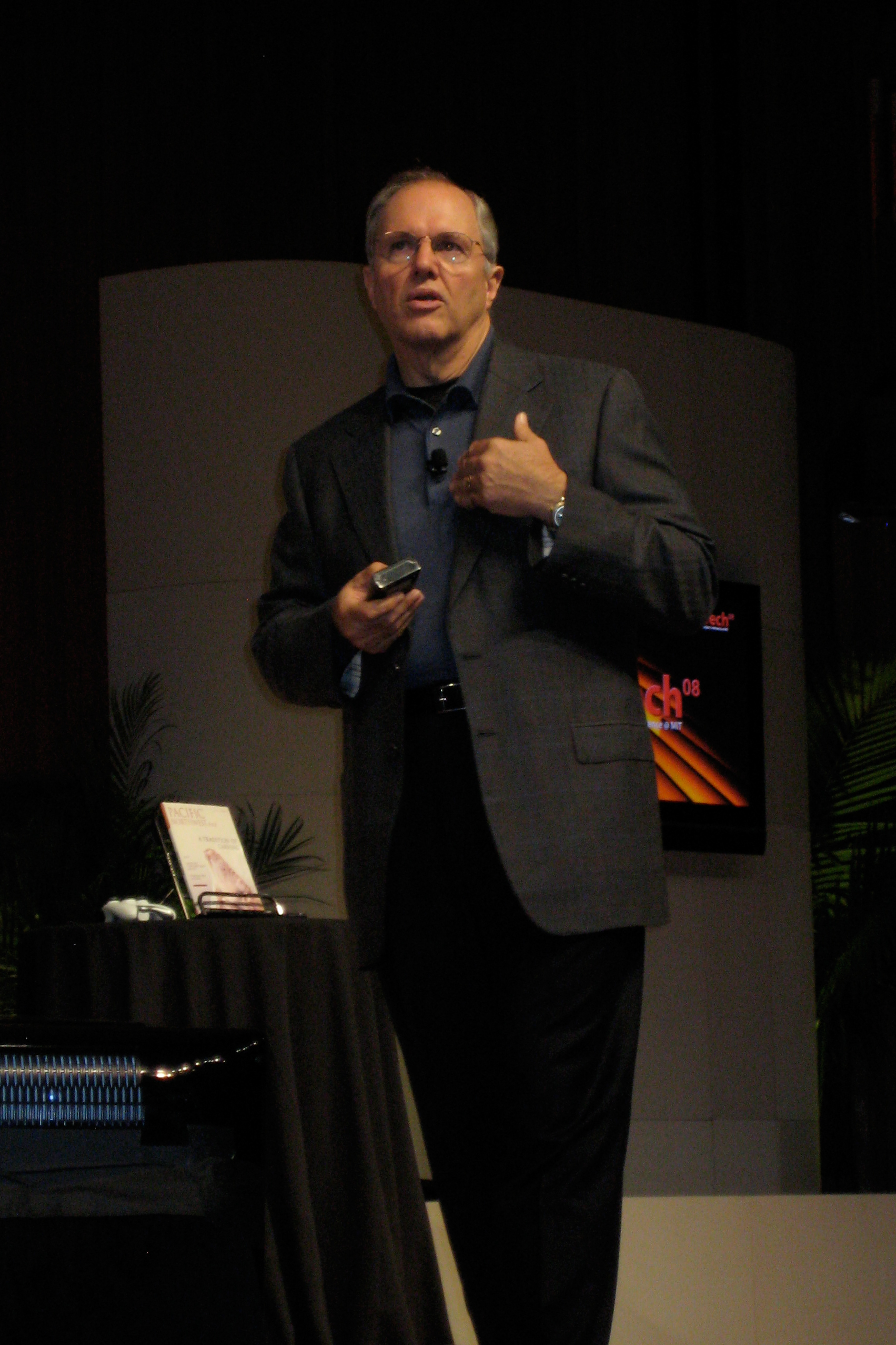 Craig Mundie, Microsoft&#039;s Chief Research and Strategy Officer, speaks on stage at EmTech 2008.